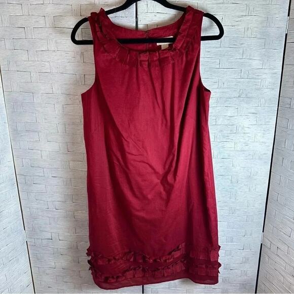 Ann Taylor loft Bergeny sleeve with stress with pleading around collar hem - Picture 1 of 10